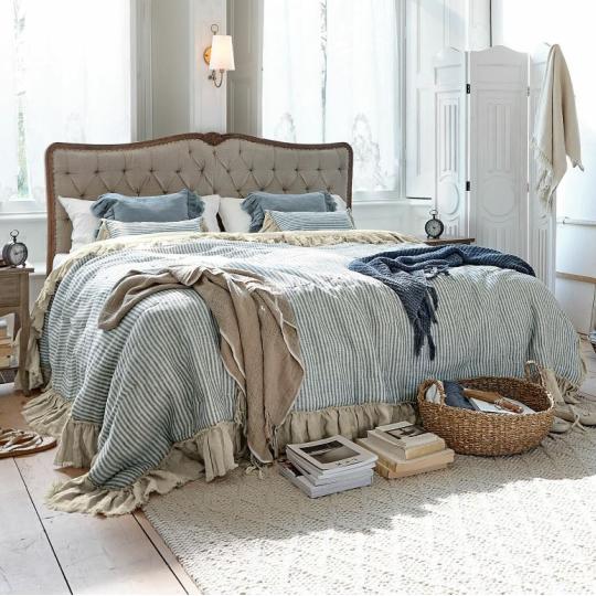 steppelt tuzott karpitos karpitozott haloszoba butor country franciaagy agy provanszi skandinav romantikus vintage videki fakeretes.jpg